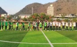 青少年足球教学视频美洲踢足球厉害的球队体育团队简介青少年训练视频教程